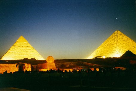 Sphinx_night_view_with_HalleyBoop_Comet